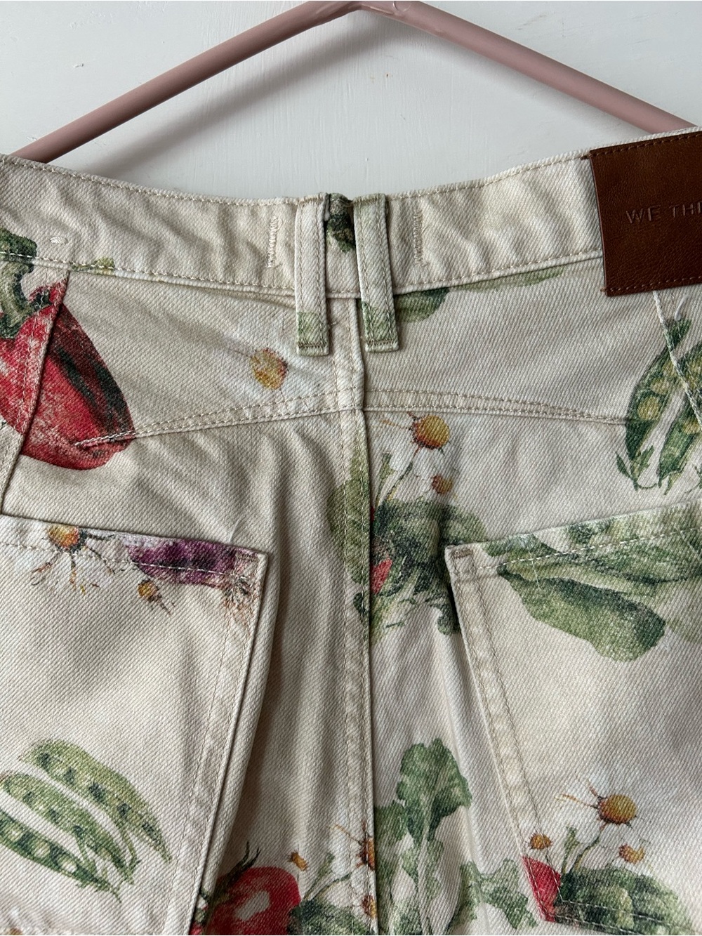 WE THE FREE GOOD LUCK PRINT BARREL JEANS - “VEGGIE GARDEN” - Picture 4 of 8